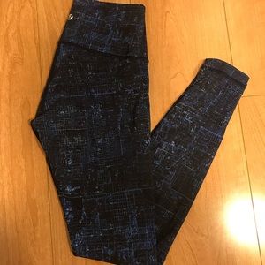 Lululemon Wunder Under leggings
